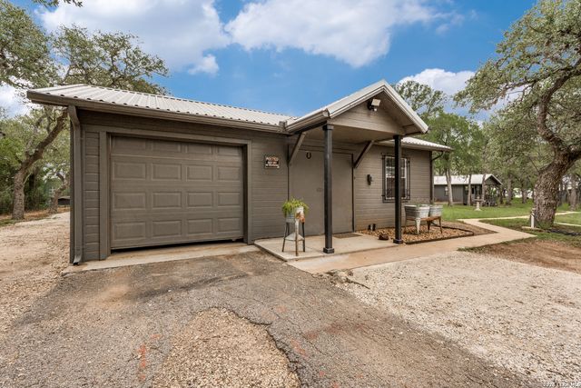 1161 Cindy Sue, Canyon Lake, TX 78133