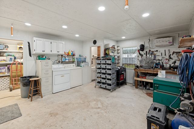 1161 Cindy Sue, Canyon Lake, TX 78133