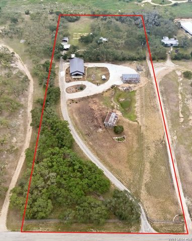 1161 Cindy Sue, Canyon Lake, TX 78133
