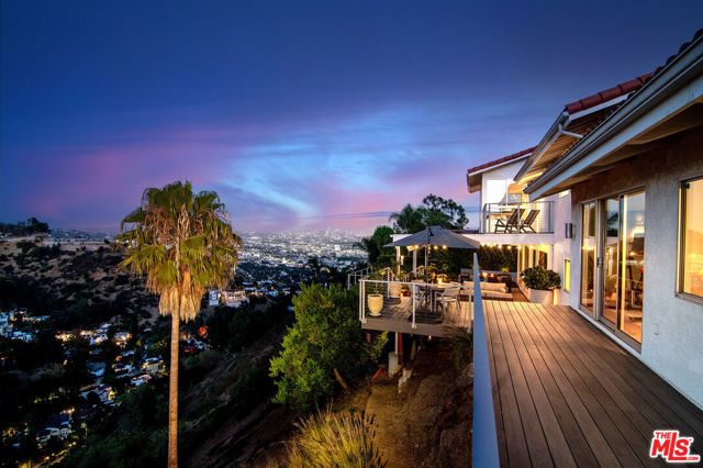 1904 N Crescent Heights Boulevard, Los Angeles, CA 90069