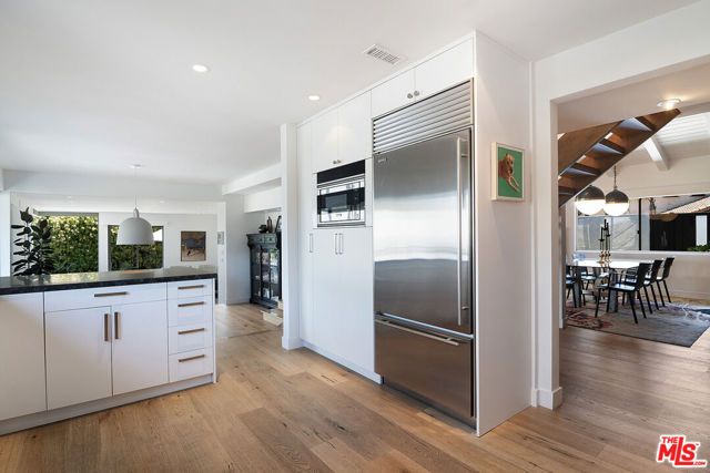 1904 N Crescent Heights Boulevard, Los Angeles, CA 90069