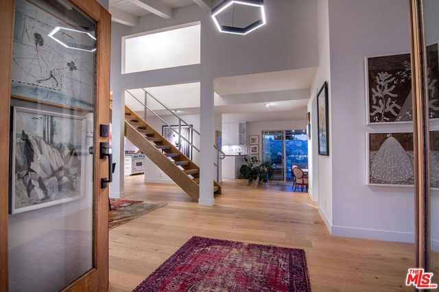 1904 N Crescent Heights Boulevard, Los Angeles, CA 90069