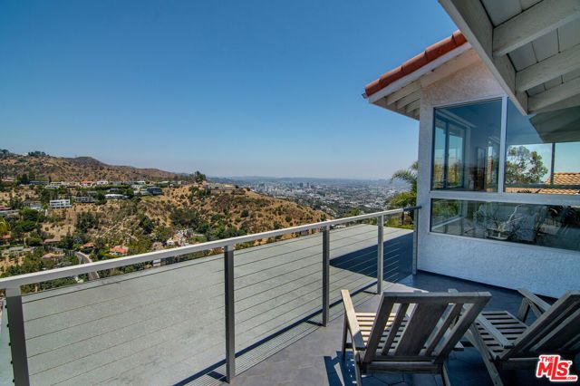 1904 N Crescent Heights Boulevard, Los Angeles, CA 90069