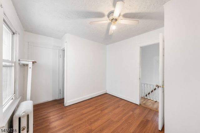 352 Forest St, Kearny Town, NJ 07032
