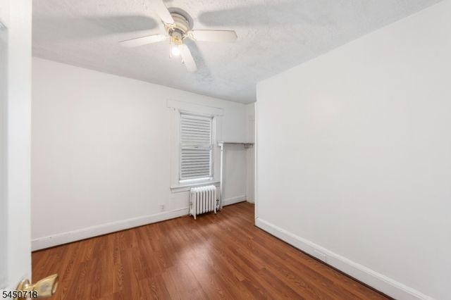 352 Forest St, Kearny Town, NJ 07032