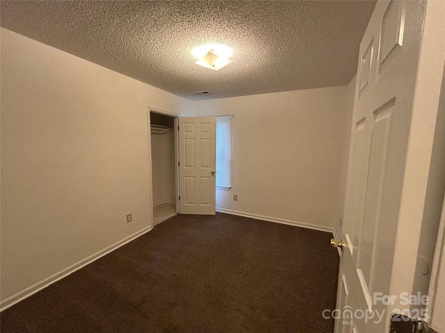 1208 W Walnut Avenue, Gastonia, NC 28052