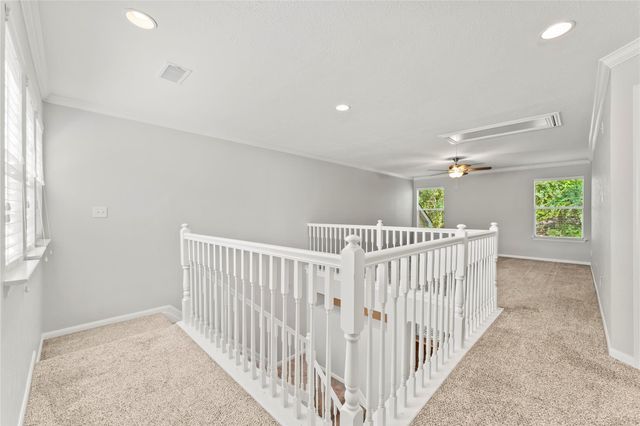 43 S Spiral Vine Circle, The Woodlands, TX 77381