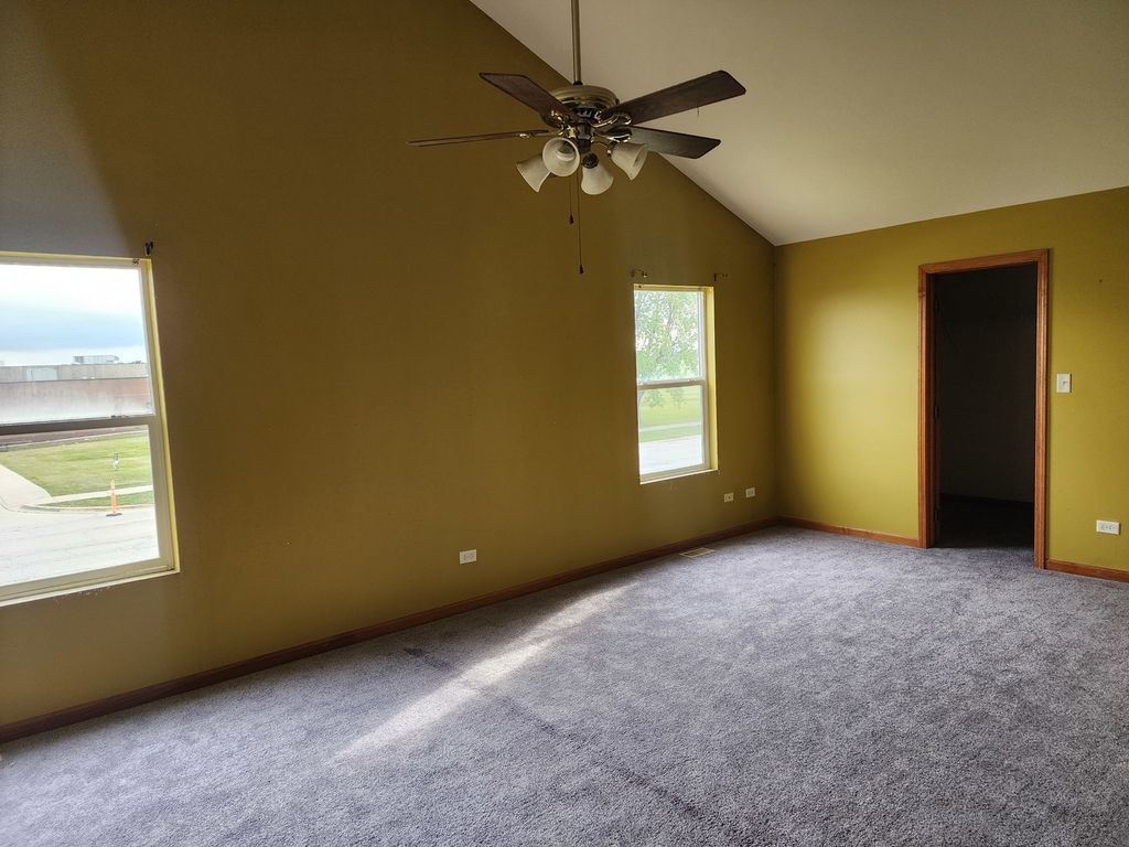 627 Clover Lane, University Park, IL 60484 — photo 5
