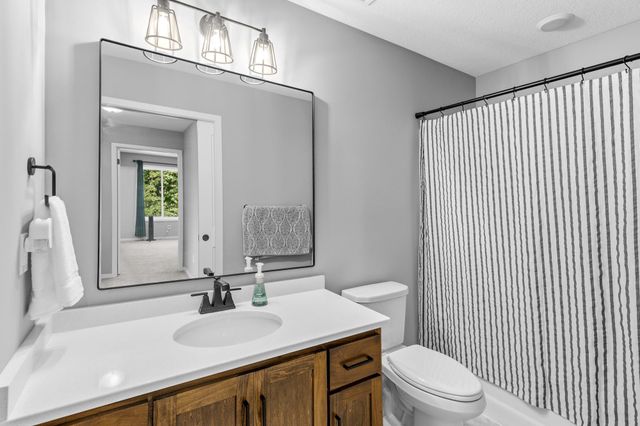 604 Nelson Lane, Center City, MN 55012