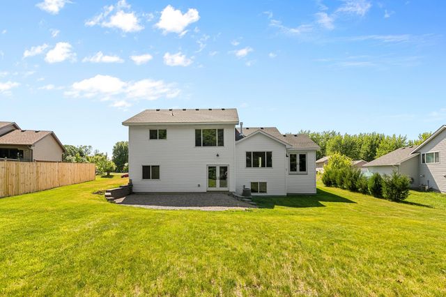 604 Nelson Lane, Center City, MN 55012