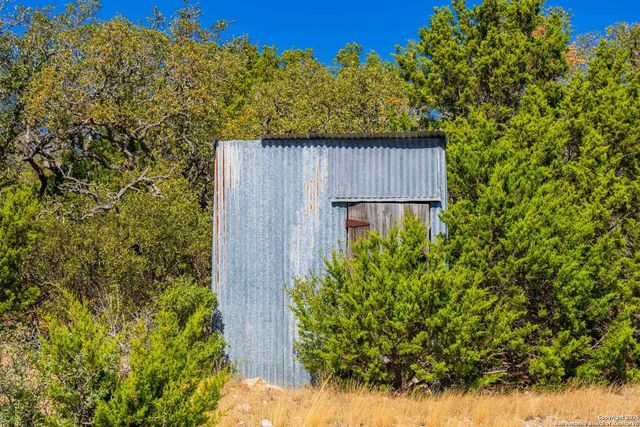 852 SD 24755, Rocksprings, TX 78880