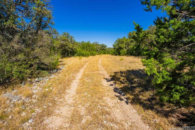 852 SD 24755, Rocksprings, TX 78880
