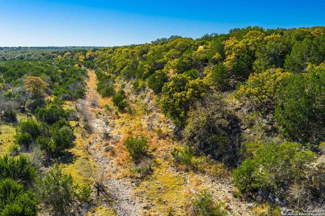 852 SD 24755, Rocksprings, TX 78880