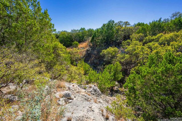 852 SD 24755, Rocksprings, TX 78880