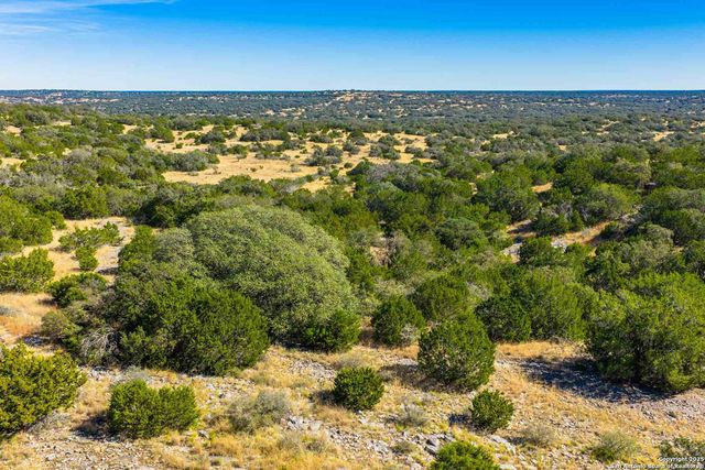 852 SD 24755, Rocksprings, TX 78880