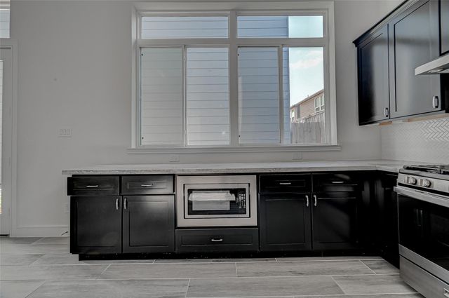 8930 Spring Knoll Forest Drive, Houston, TX 77080