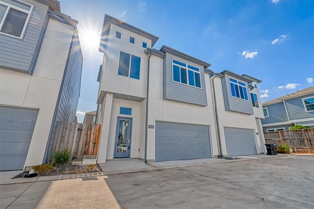 8930 Spring Knoll Forest Drive, Houston, TX 77080