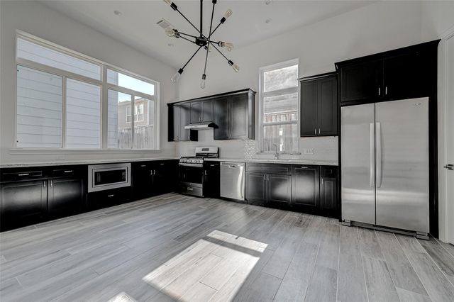 8930 Spring Knoll Forest Drive, Houston, TX 77080