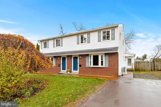 586-A OLIVE ST #UNIT B, Warminster, PA 18974