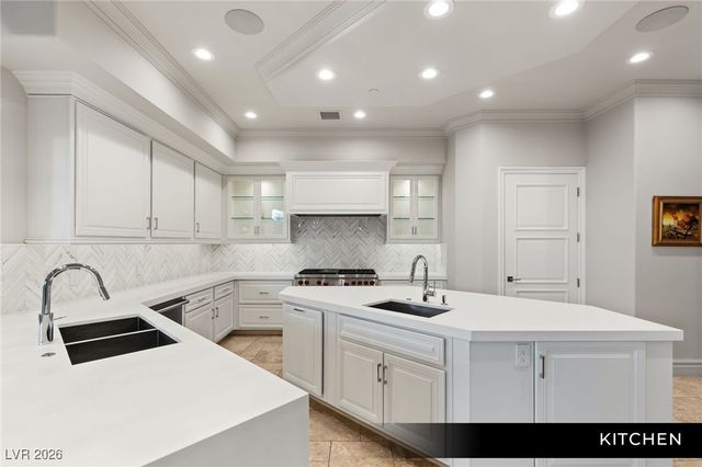 9101 Alta Drive 103, Las Vegas, NV 89145