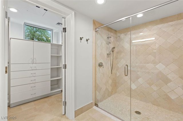 9101 Alta Drive 103, Las Vegas, NV 89145