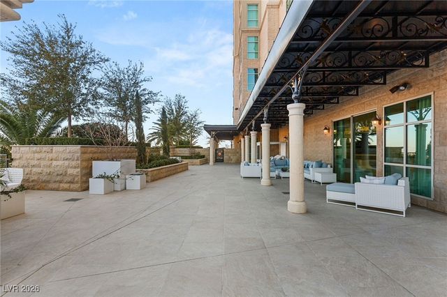 9101 Alta Drive 103, Las Vegas, NV 89145