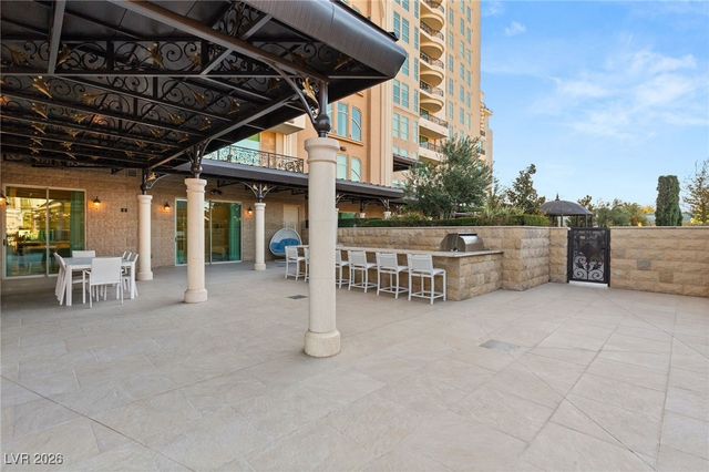 9101 Alta Drive 103, Las Vegas, NV 89145