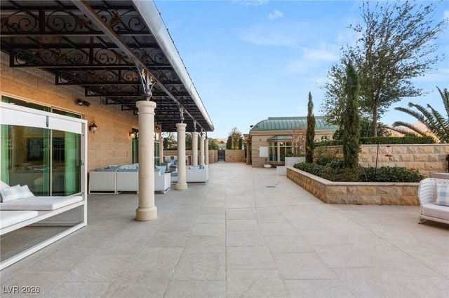 9101 Alta Drive 103, Las Vegas, NV 89145