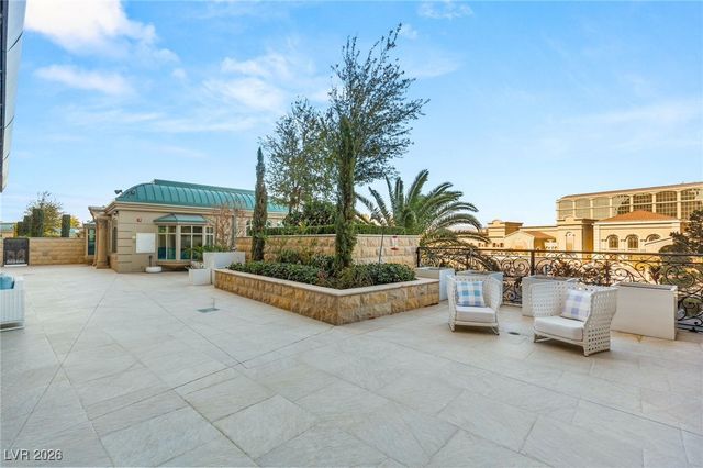 9101 Alta Drive 103, Las Vegas, NV 89145