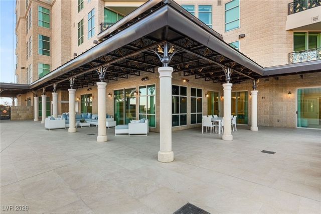 9101 Alta Drive 103, Las Vegas, NV 89145