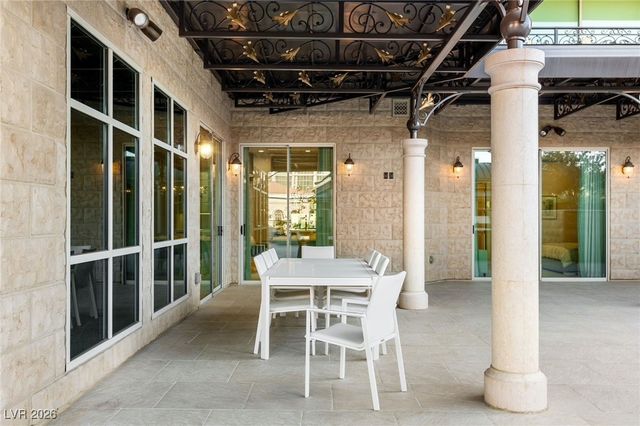 9101 Alta Drive 103, Las Vegas, NV 89145