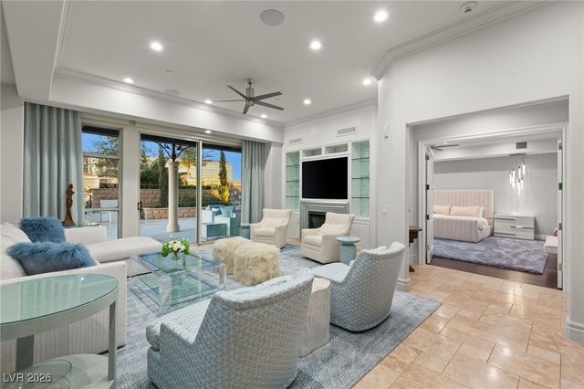 9101 Alta Drive 103, Las Vegas, NV 89145