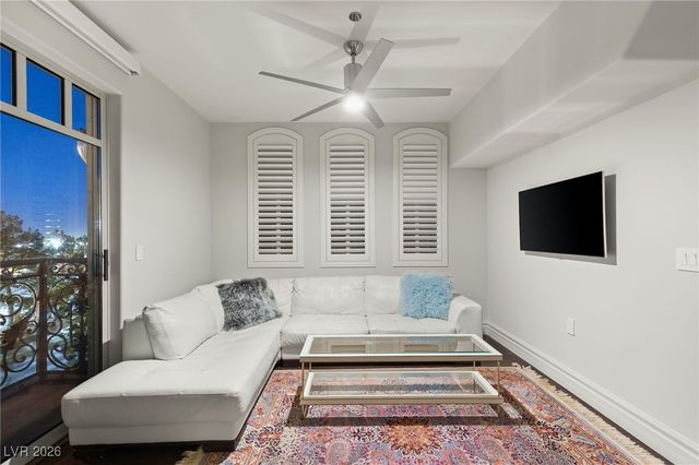 9101 Alta Drive 103, Las Vegas, NV 89145