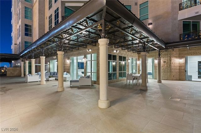 9101 Alta Drive 103, Las Vegas, NV 89145