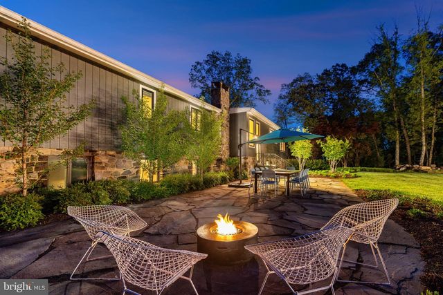 7031 PHILLIPS MILL RD, New Hope, PA 18938