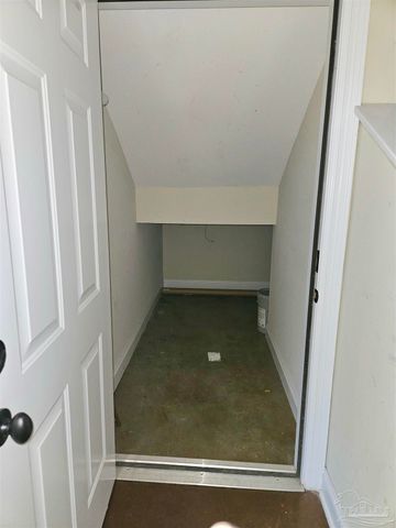 432 Bayfront Pkwy B, Pensacola, FL 32502