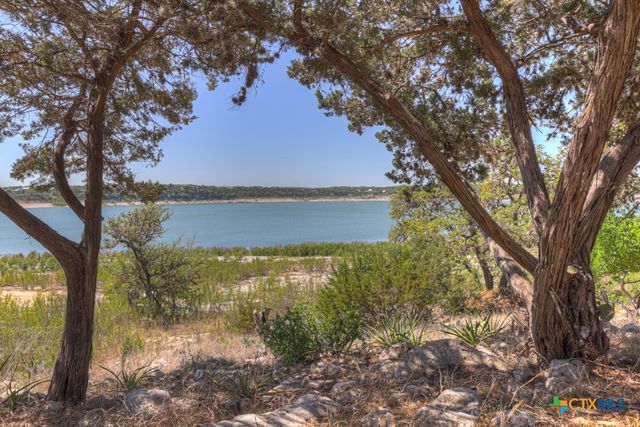 1000 B.a.m.c. Drive, Canyon Lake, TX 78133