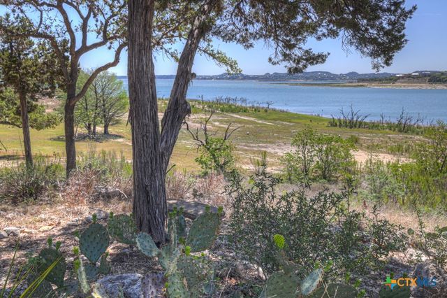 1000 B.a.m.c. Drive, Canyon Lake, TX 78133