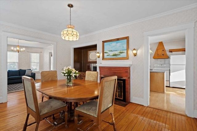 63 Walnut Street, Holden, MA 01520