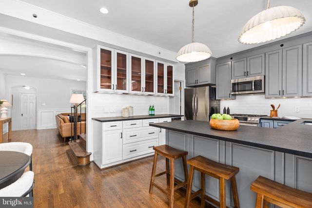 1609 44TH ST NW, Washington, DC 20007