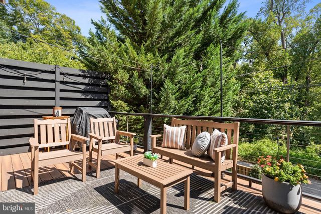 1609 44TH ST NW, Washington, DC 20007