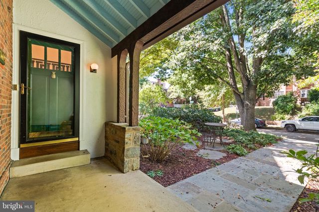 1609 44TH ST NW, Washington, DC 20007