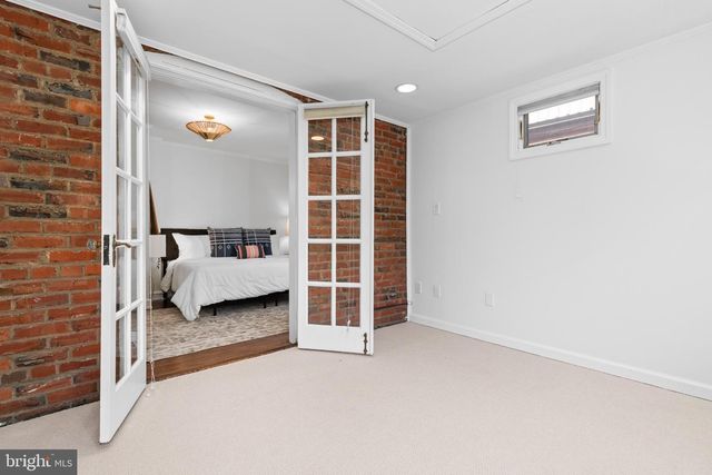 1609 44TH ST NW, Washington, DC 20007