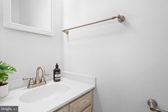 1609 44TH ST NW, Washington, DC 20007