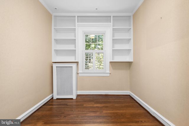 1609 44TH ST NW, Washington, DC 20007
