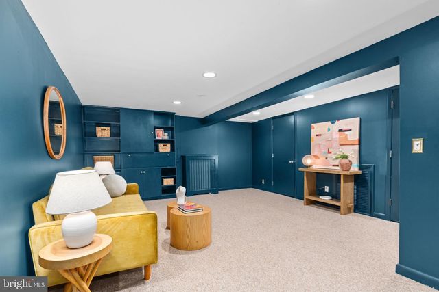 1609 44TH ST NW, Washington, DC 20007