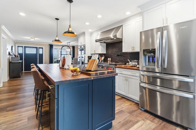 888 High Moore Road, London, KY 40741