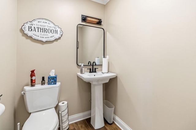 888 High Moore Road, London, KY 40741