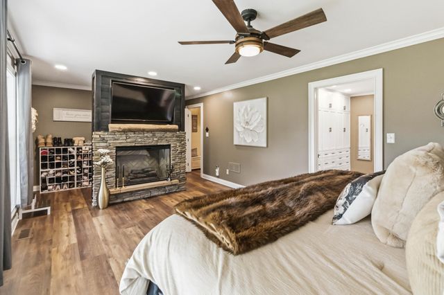 888 High Moore Road, London, KY 40741