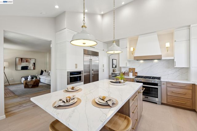 674 Crystal Ct, Pleasanton, CA 94566